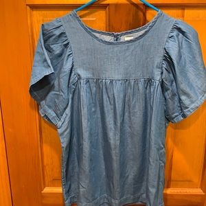 Girls Gap shirt